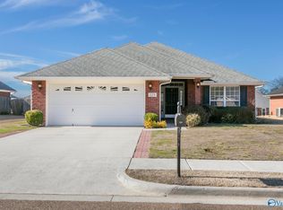 128 Shadow Ct SW, Huntsville, AL 35824