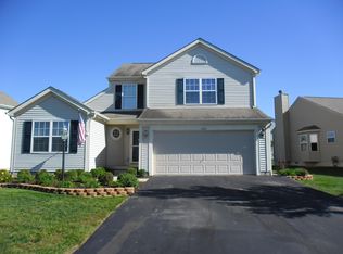 142 Purple Finch Loop, Pataskala, OH 43062