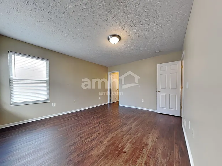 918 Kreider Ct — Photo 12