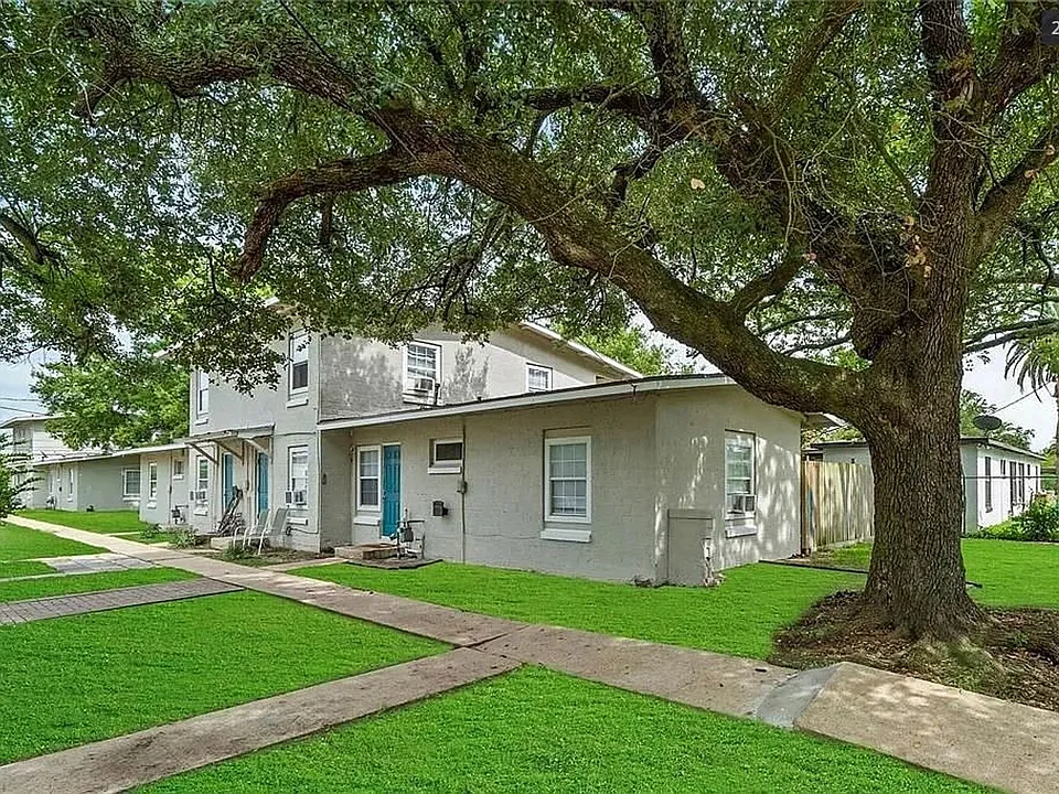 818 3rd Ave N