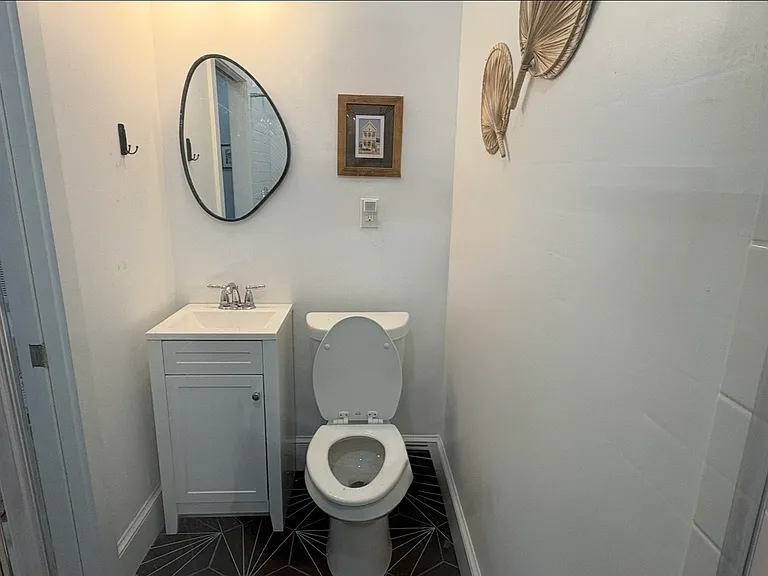 5926 Ridge Ave #2 — Photo 14