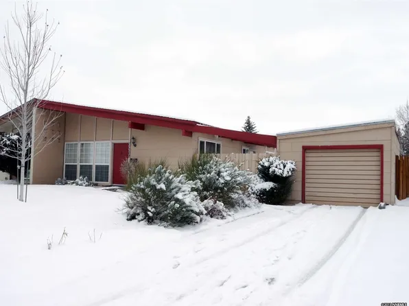 11302 Green Mountain St, Reno, NV 89506