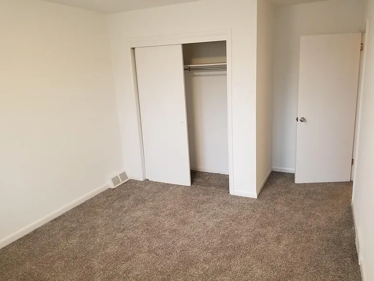 3923 Lankenau Ave — Photo 7