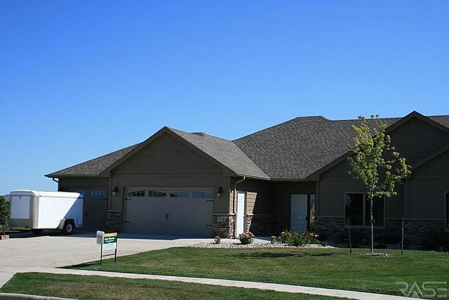 1st image of 7416 Grand Arbor Ct