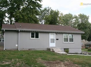8930 Grand Ave, Kansas City, MO 64114
