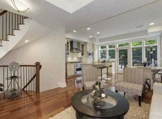 6 Cambridge Way, Weehawken, NJ 07086