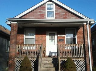 2825 N Marmora Ave, Chicago, IL 60634