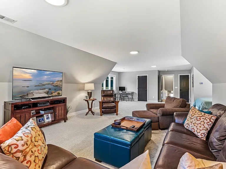 4913 Minneapolis Ave — Photo 43