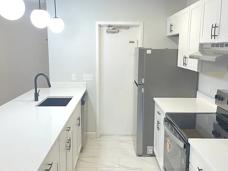 Ranchvale Apartments — Photo 10