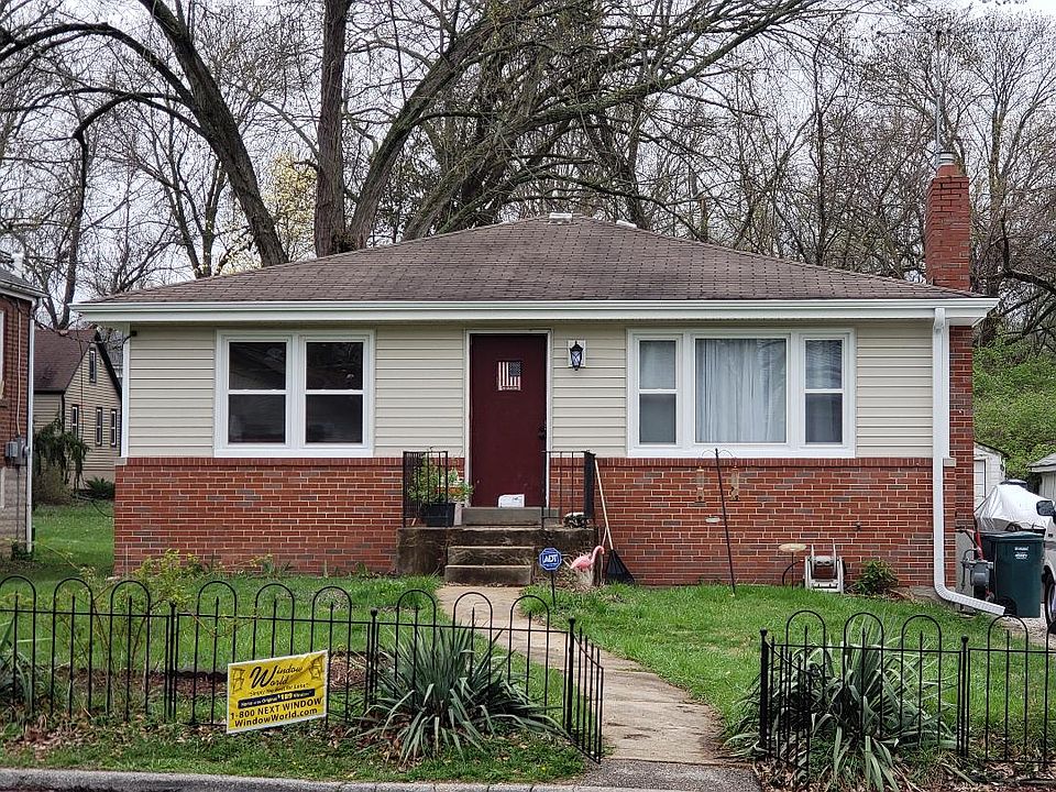 1st image of 218 Avery Dr