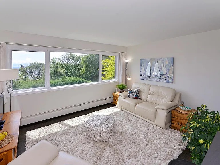 628 Dallas Rd #105 — Photo 6