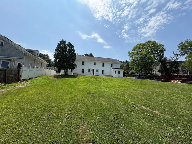 3777-3783 Huckleberry Rd — Photo 30