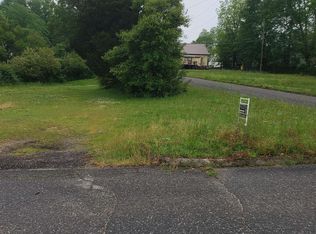 19 S 12th St, Lanett, AL 36863