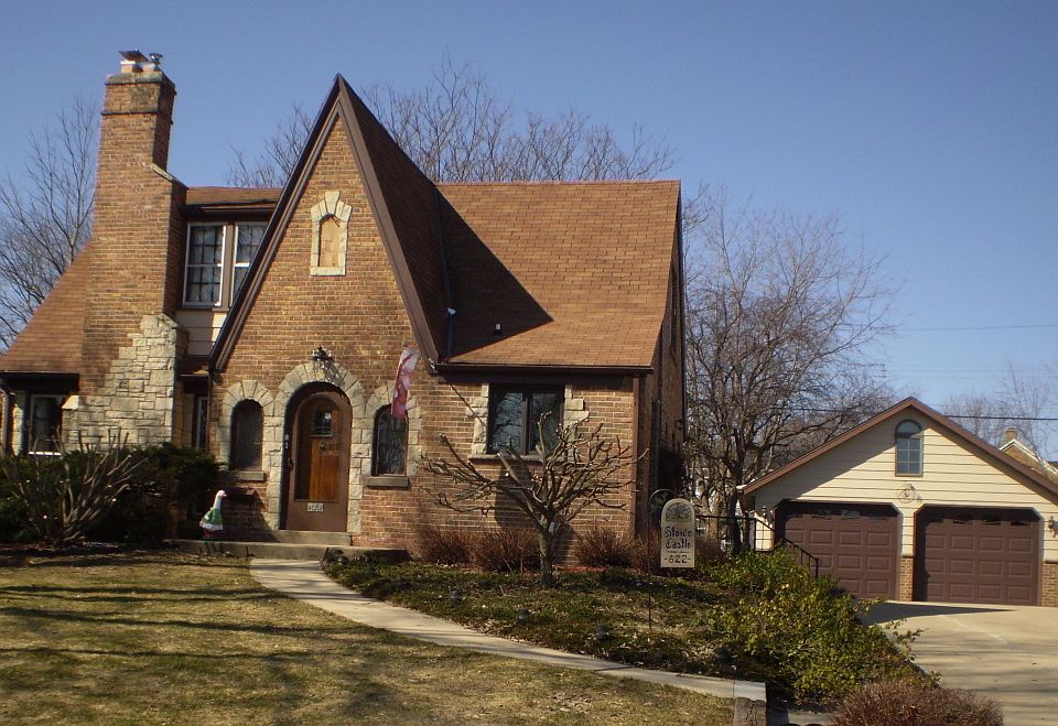 1st image of 622 N Hine Ave