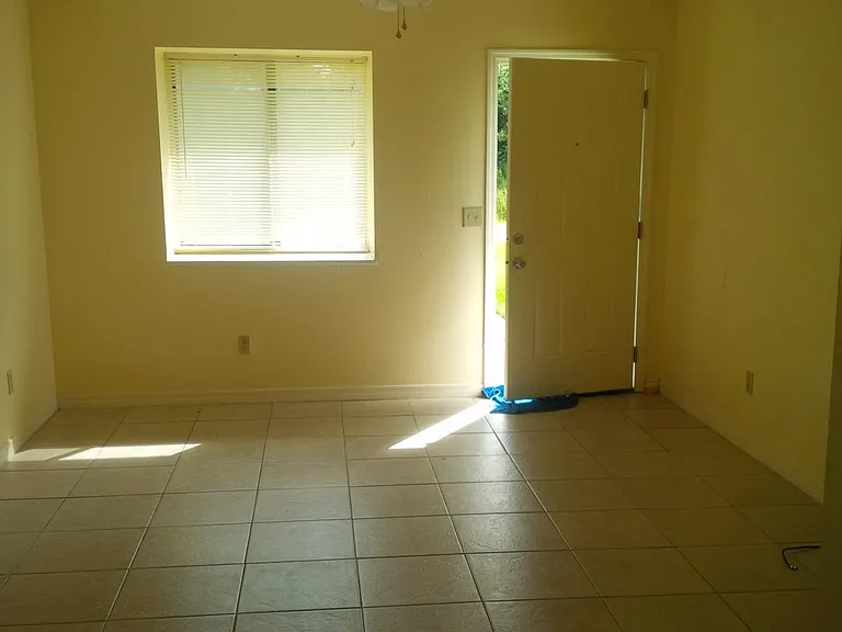 928 NW 57th Ct — Photo 15