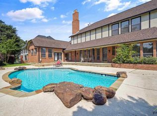 6500 Hollytree Cir, Tyler, TX 75703