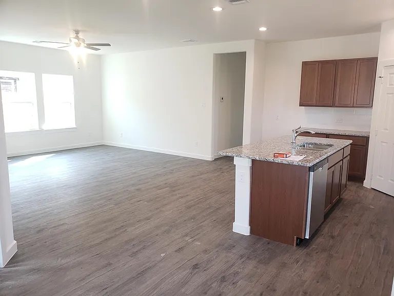 10501 Cedar Ct — Photo 14