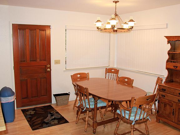 4th image of 11983 Myer Ct