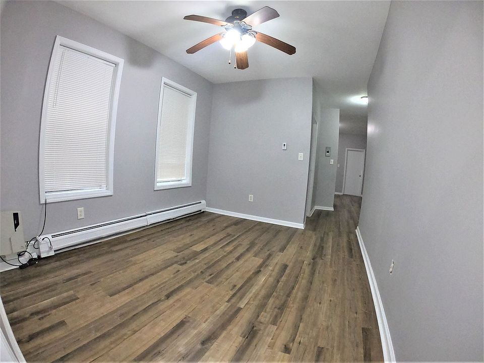 1st image of 350 Princeton Ave APT 1