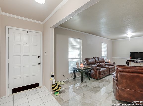 4th image of 603 Amistad Blvd