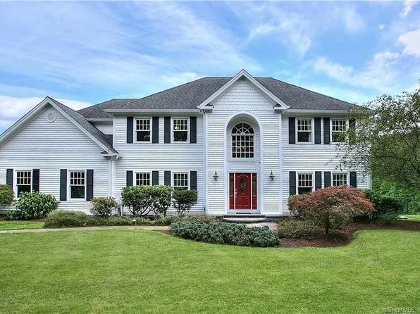 35 Ridgeway Road, Easton, CT 06612