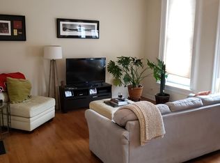 1365 W Grand Ave #2F, Chicago, IL 60642