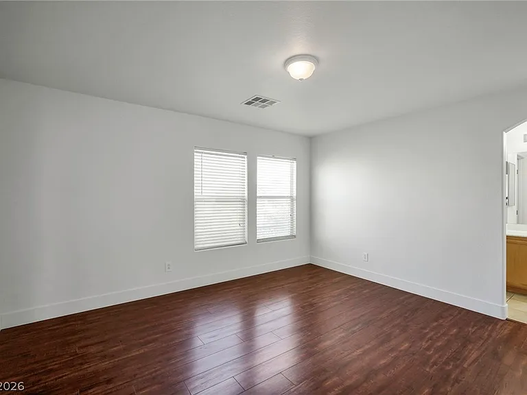 9711 Spinnaker Creek Ave — Photo 12