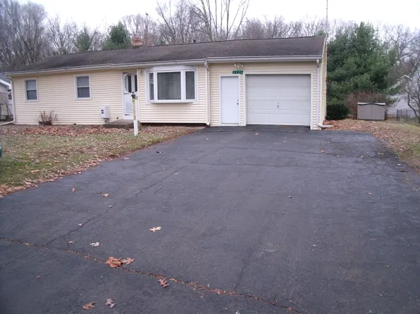 7772 W Q Ave, Kalamazoo, MI 49009