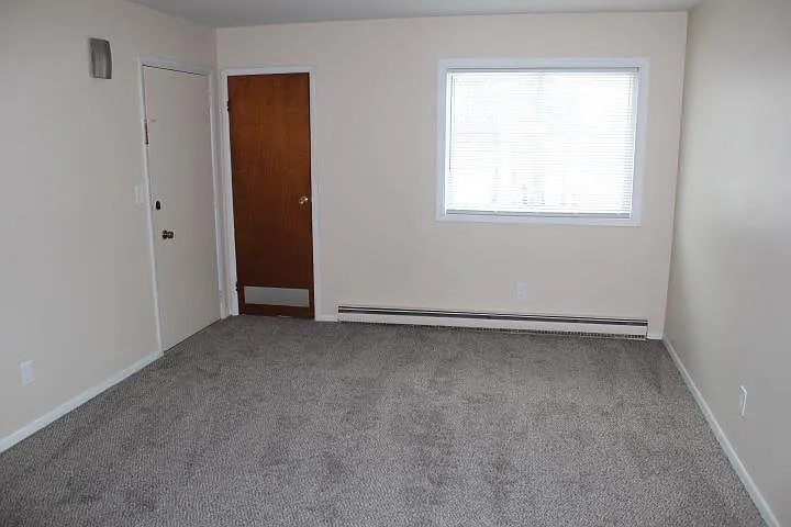 1415 Swede Ave — Photo 2