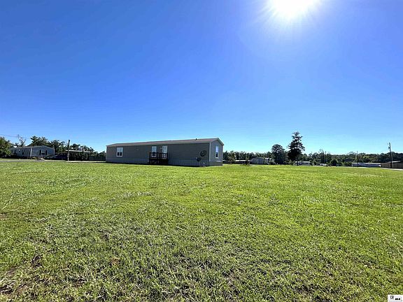 2nd image of 182 Depot Ln