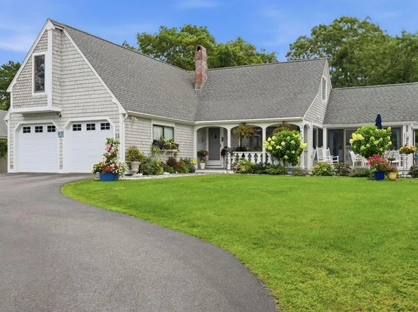 13 Maloney Lane, Dennis Port, MA 02639