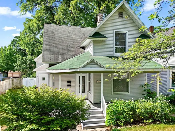 311 W 10th St, Traverse City, MI 49684