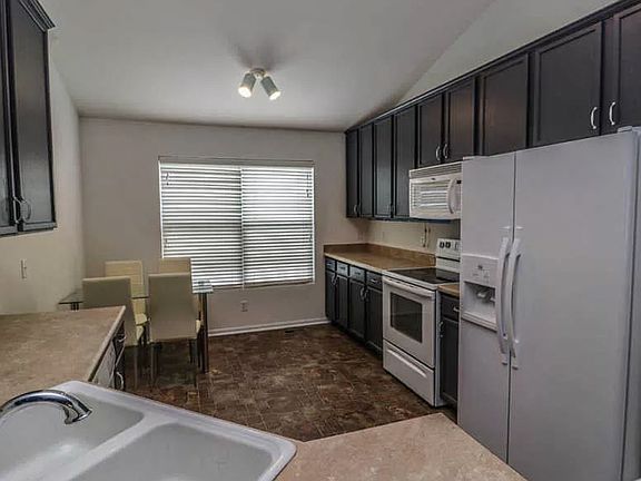 4th image of 8750 Read St