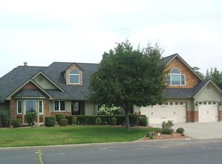 10114 N Ridgecrest Dr, Spokane, WA 99208