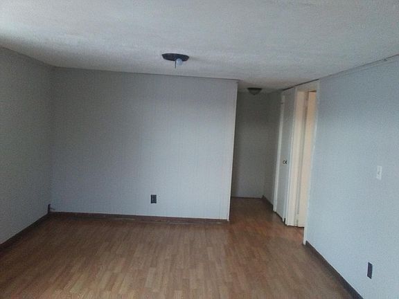 5th image of 505 Lee St Unit D