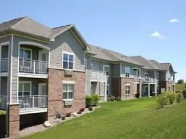 Hometown Grove Apartments, 871 Kimball Ln #043d14d2c, Verona, WI 53593