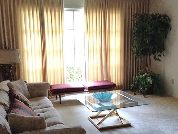 3rd image of 2201 River Oaks Cir