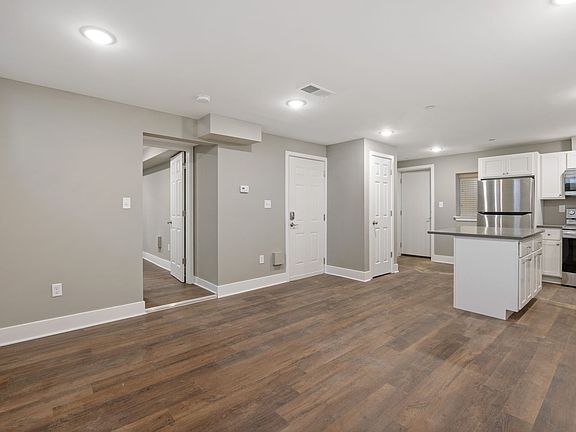 3rd image of 170 W Washington St #2