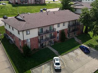819 Southwest Blvd #H, Jefferson City, MO 65109