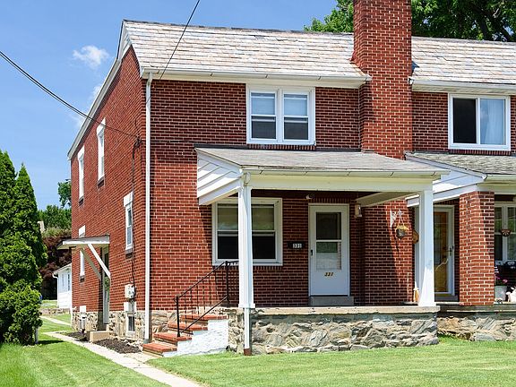 2nd image of 331 Jefferson Ave