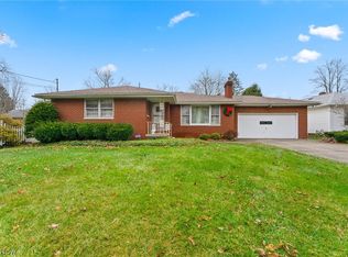 275 Richards Dr, Youngstown, OH