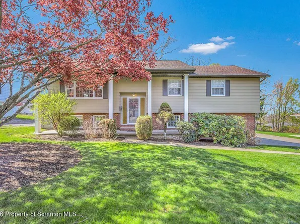 1506 E Locust St, Scranton, PA 18505