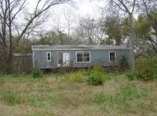 618 Spruce St, Fresno, TX 77545