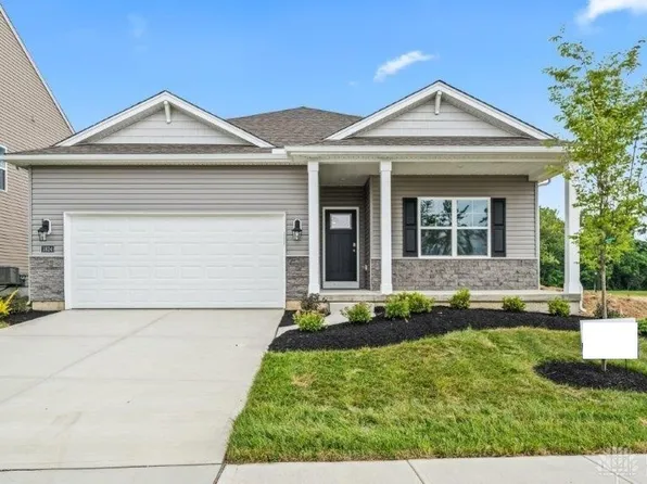 1824 Snowy Ln, Oxford, OH 45056