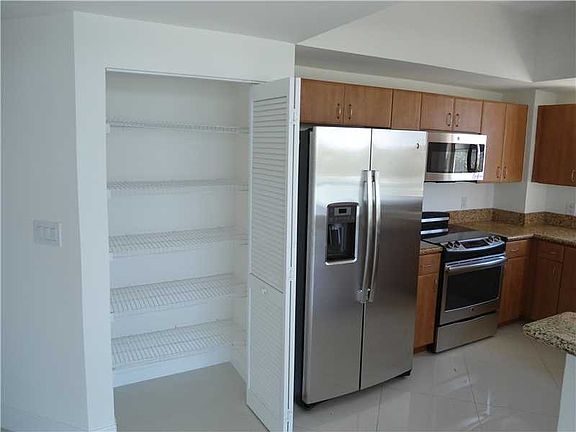 3rd image of 1451 S Miami Ave APT 301