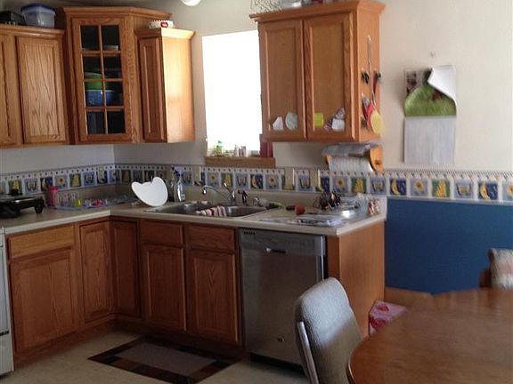 4th image of 2405 N Yosemite Ct