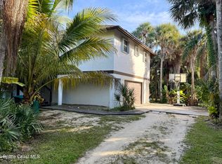 111 Seagrape Rd, Melbourne Beach, FL 32951