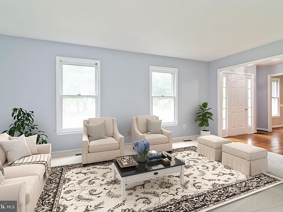 4th image of 10205 Oxfordshire Dr
