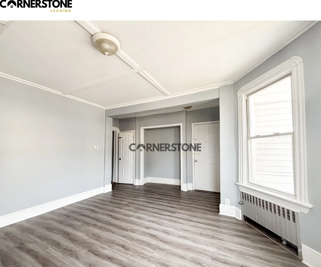150 N 7th St — Photo 4