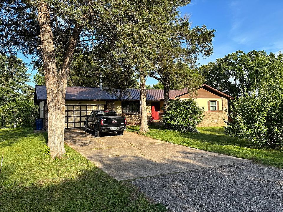 1st image of 1211 McClure Ln